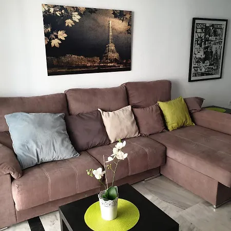 Blueloft Malaga Costa Del Sol 3 Bedrooms 8p. * Torremolinos