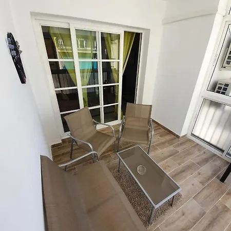 Blueloft Malaga Costa Del Sol 3 Bedrooms 8p. *